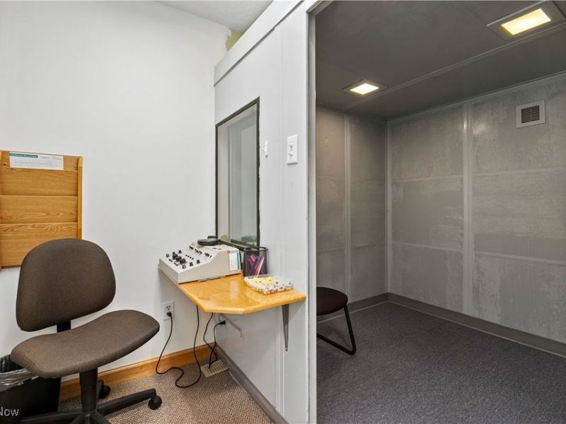 1680 Cooper Foster Park Road W, Lorain, OH 44053 Photo 45