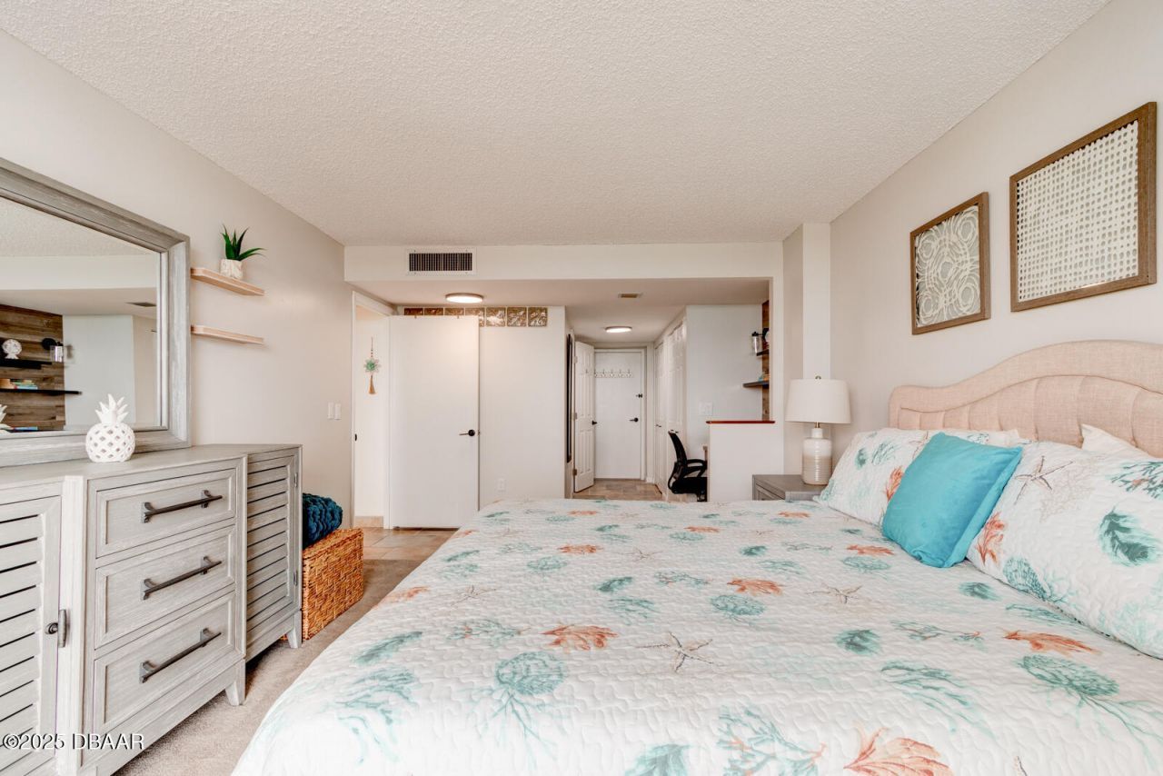 2828 N Atlantic Avenue, Unit 305, Daytona Beach, FL 32118 Photo