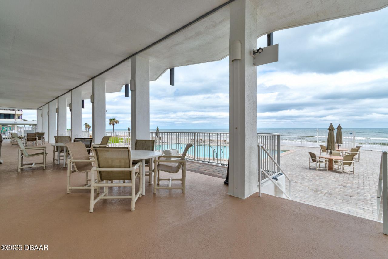 2828 N Atlantic Avenue, Unit 305, Daytona Beach, FL 32118 Photo