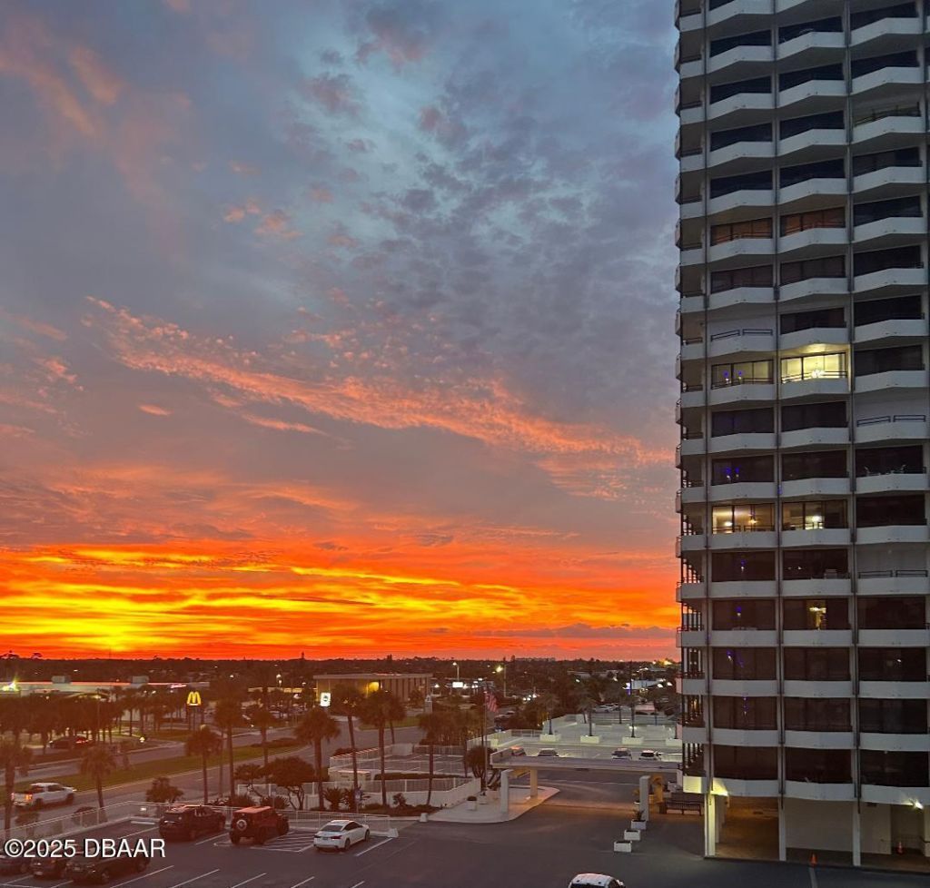 2828 N Atlantic Avenue, Unit 305, Daytona Beach, FL 32118 Photo
