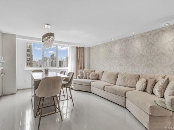 345 E 93rd Street, Unit 22E, New York (Manhattan), NY 10128