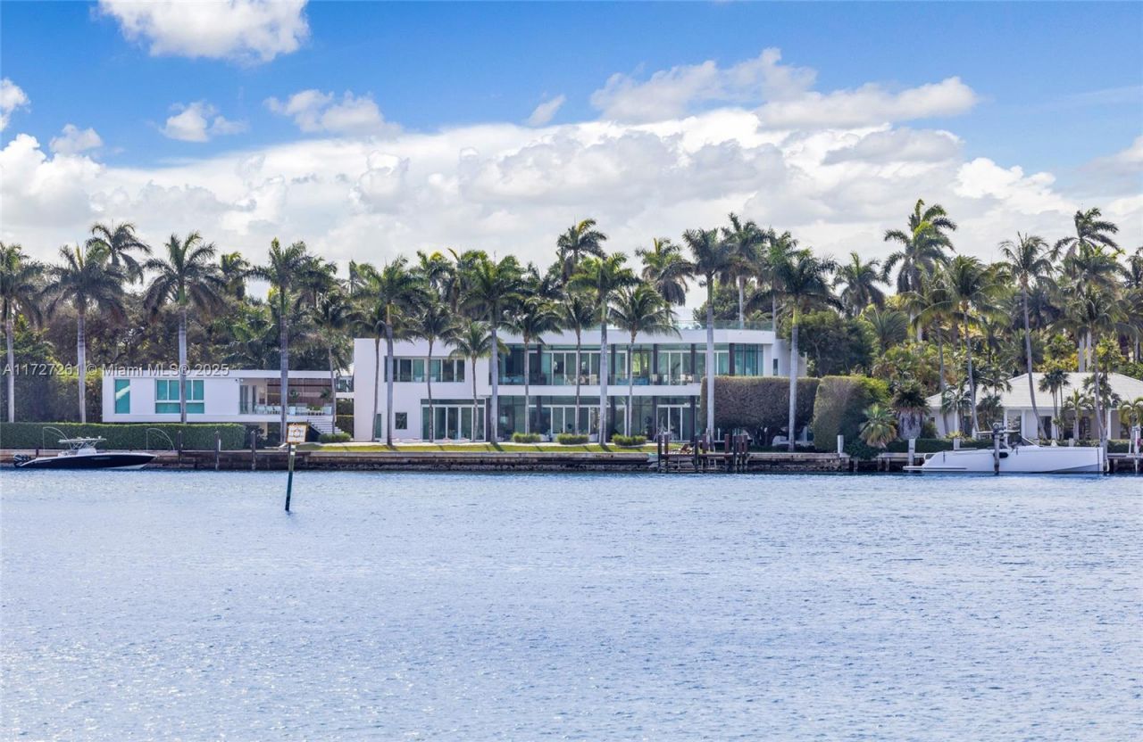 6830 Indian Creek Dr, Unit 1D, Miami Beach, FL 33141 Photo