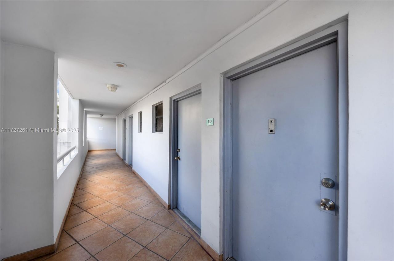 6830 Indian Creek Dr, Unit 1D, Miami Beach, FL 33141 Photo