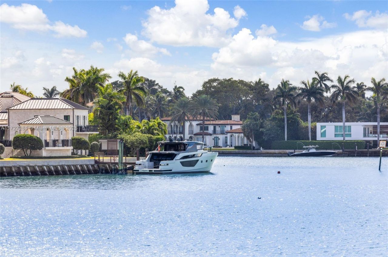 6830 Indian Creek Dr, Unit 1D, Miami Beach, FL 33141 Photo