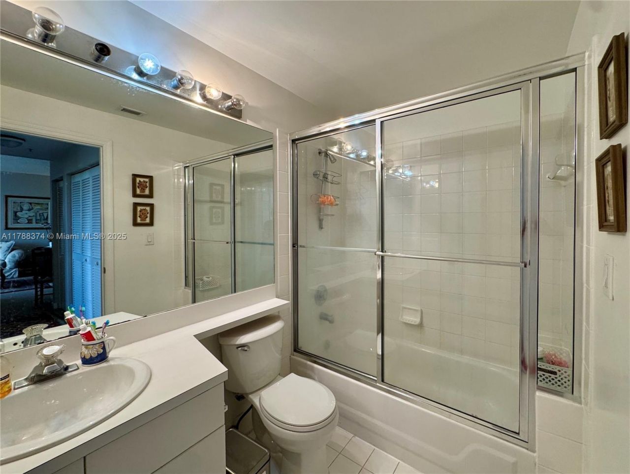 9805 NW 52nd St, Unit 420, Doral, FL 33178 Photo