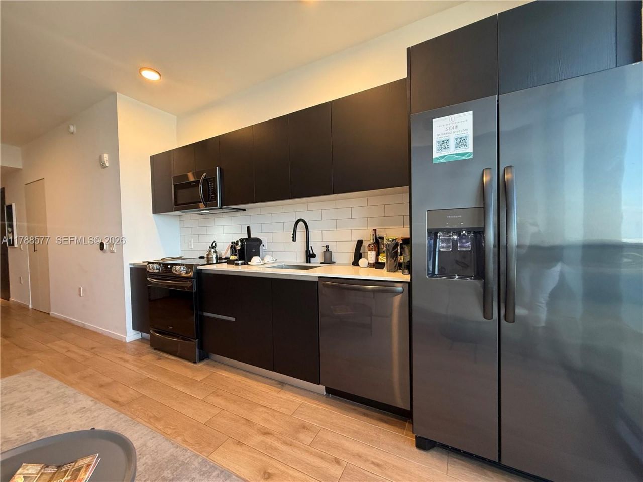 398 NE 5th St, Unit 2805, Miami, FL 33132 Photo