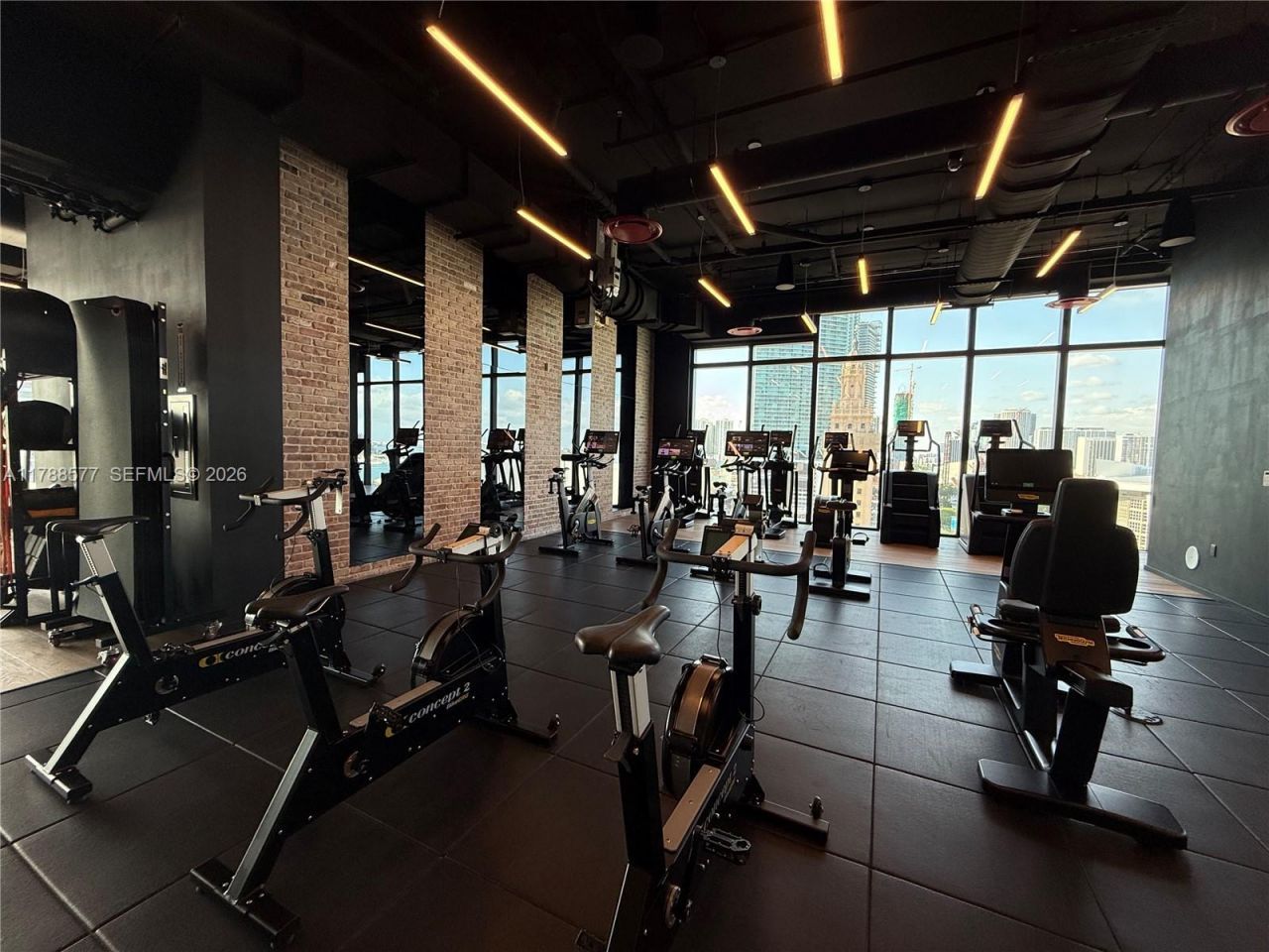 398 NE 5th St, Unit 2805, Miami, FL 33132 Photo