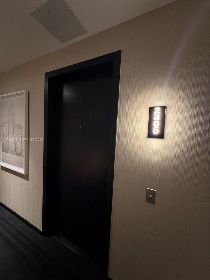 398 NE 5th St, Unit 2805, Miami, FL 33132 Photo