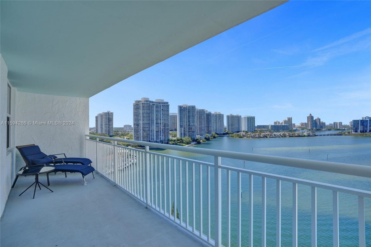 301 174th St, Unit 1701, Sunny Isles Beach, FL 33160 Photo