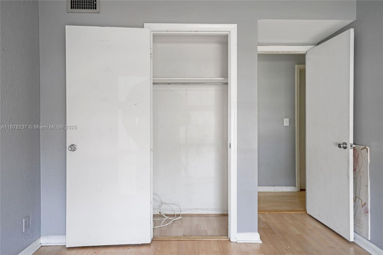 6600 NE 22nd Way, Unit 2303, Fort Lauderdale, FL 33308 Photo