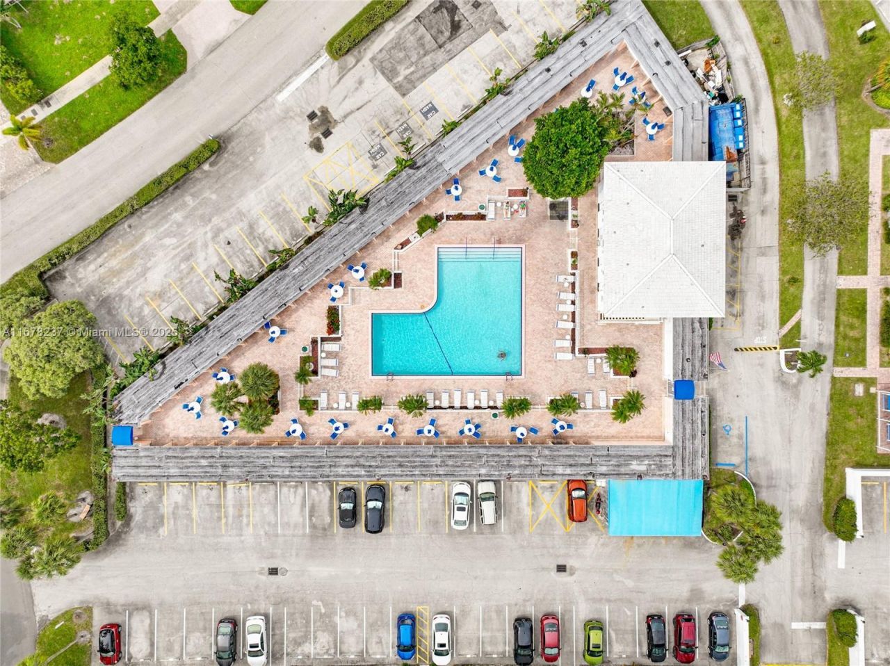 6600 NE 22nd Way, Unit 2303, Fort Lauderdale, FL 33308 Photo