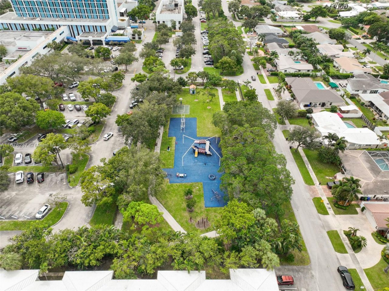 6600 NE 22nd Way, Unit 2303, Fort Lauderdale, FL 33308 Photo