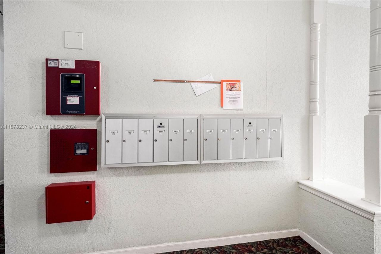 6600 NE 22nd Way, Unit 2303, Fort Lauderdale, FL 33308 Photo