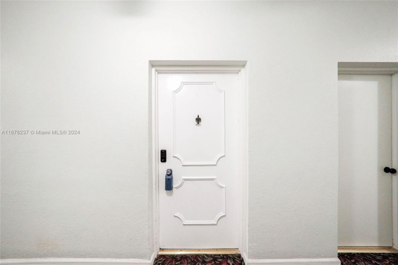 6600 NE 22nd Way, Unit 2303, Fort Lauderdale, FL 33308 Photo