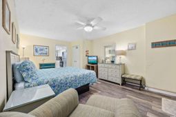 200 76th Ave. N photo 4