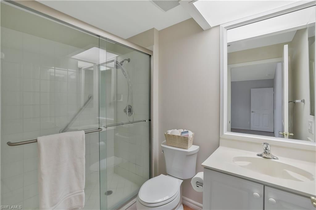6230 Reserve Cir, Unit 703, Naples, FL 34119 Photo