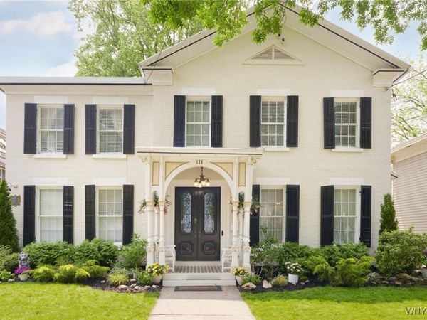 126 E Genesee Street, Fayetteville, NY 13066