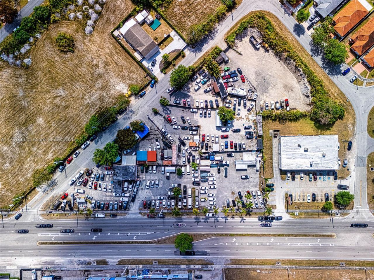 22825 S Dixie Hwy, Miami, FL 33170 Photo