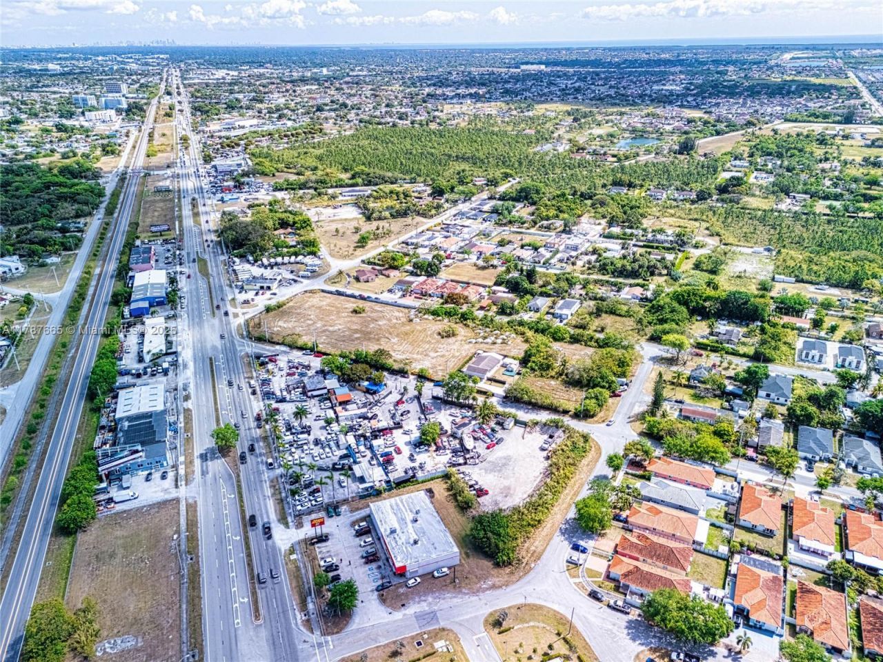 22825 S Dixie Hwy, Miami, FL 33170 Photo