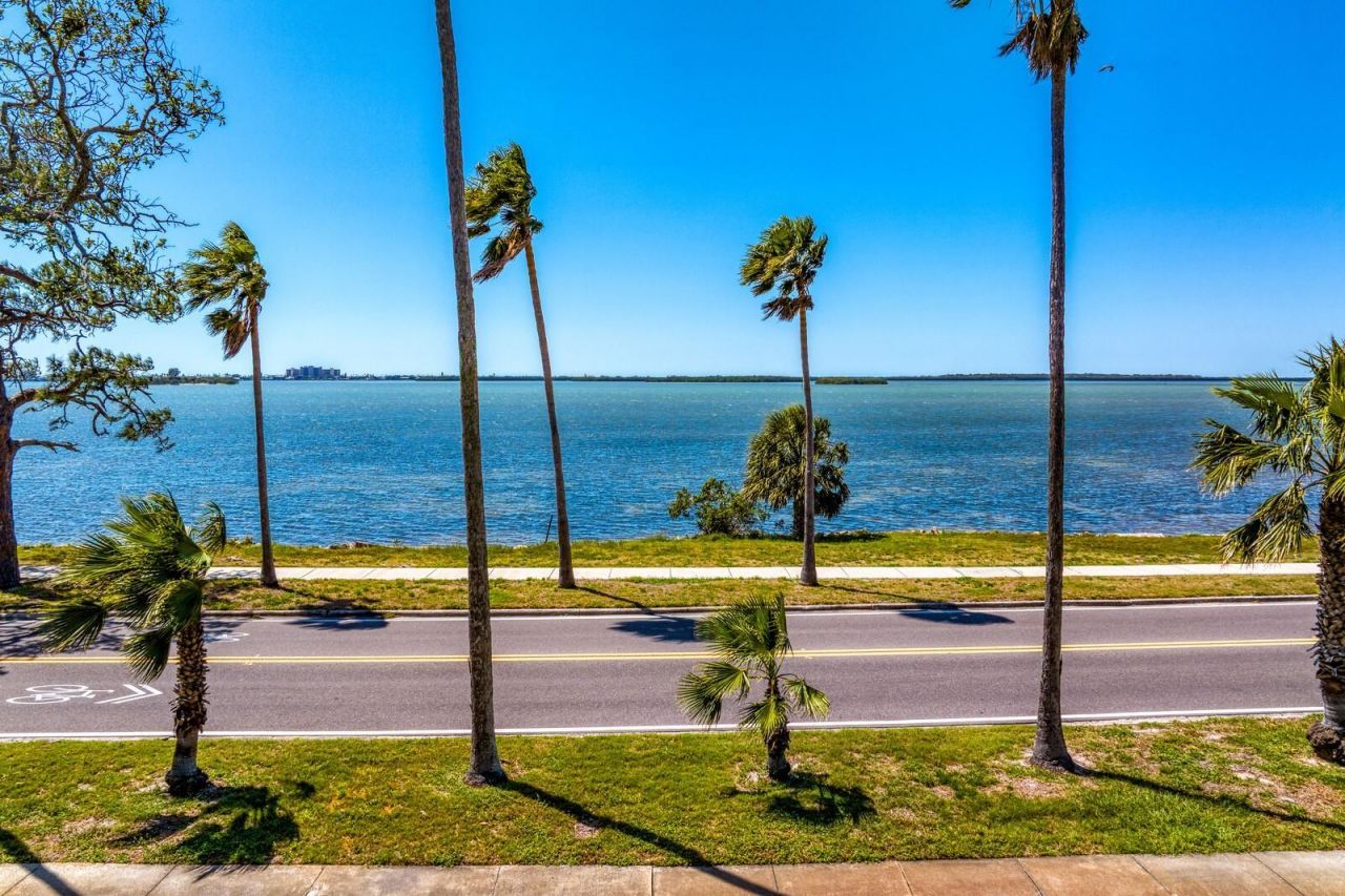 147 & 139 Edgewater Drive, Dunedin, FL 34698 Photo