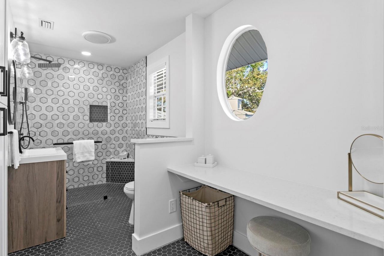 147 & 139 Edgewater Drive, Dunedin, FL 34698 Photo