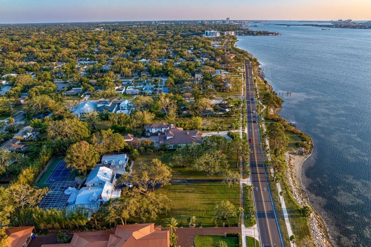 147 & 139 Edgewater Drive, Dunedin, FL 34698 Photo