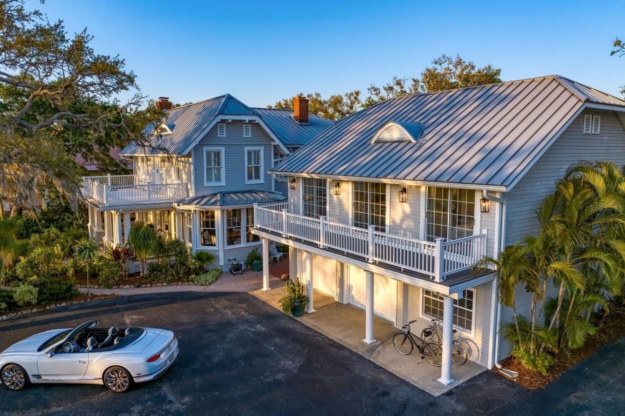 147 & 139 Edgewater Drive, Dunedin, FL 34698 Photo