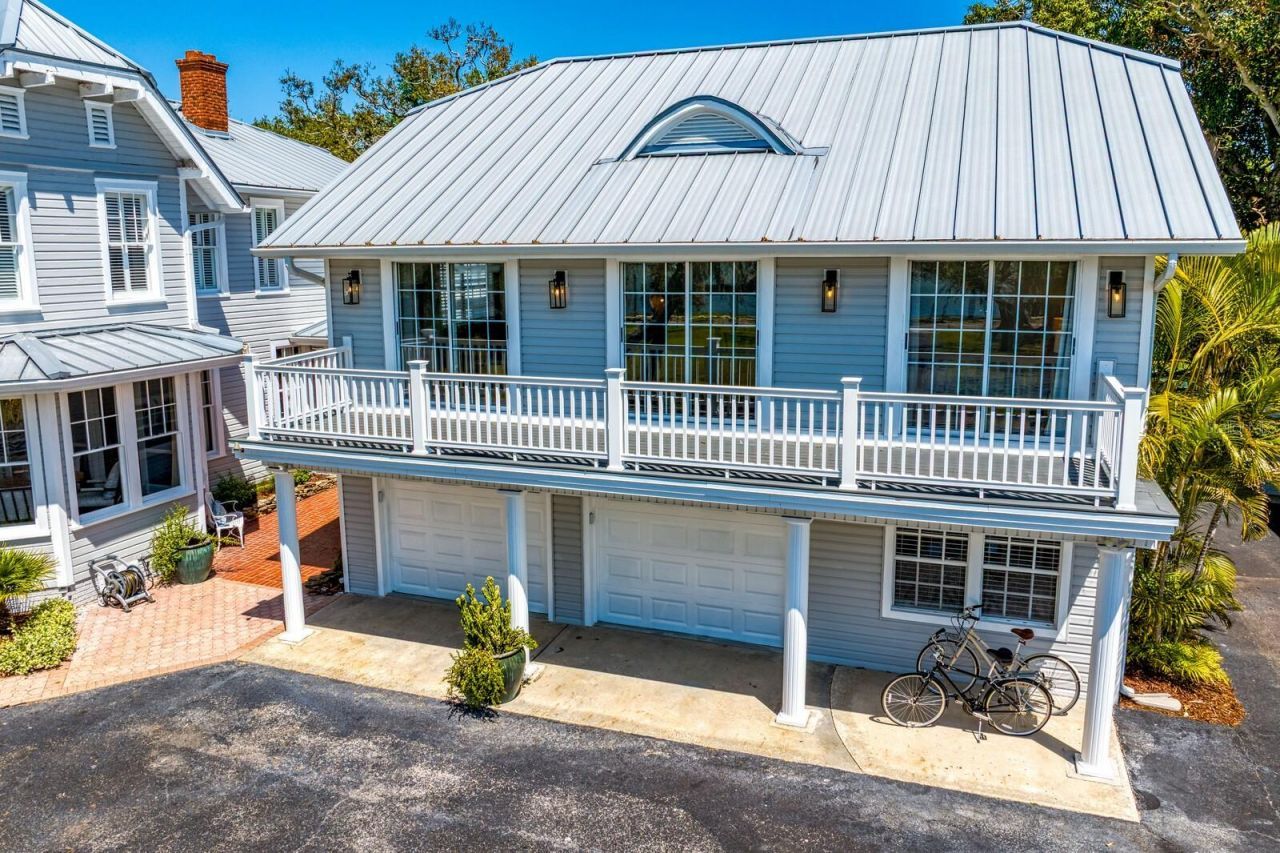 147 & 139 Edgewater Drive, Dunedin, FL 34698 Photo