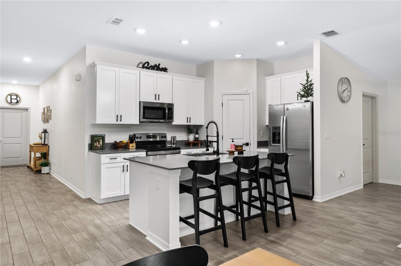 2518 Hoptree Lane, Edgewater, FL 32141 Photo