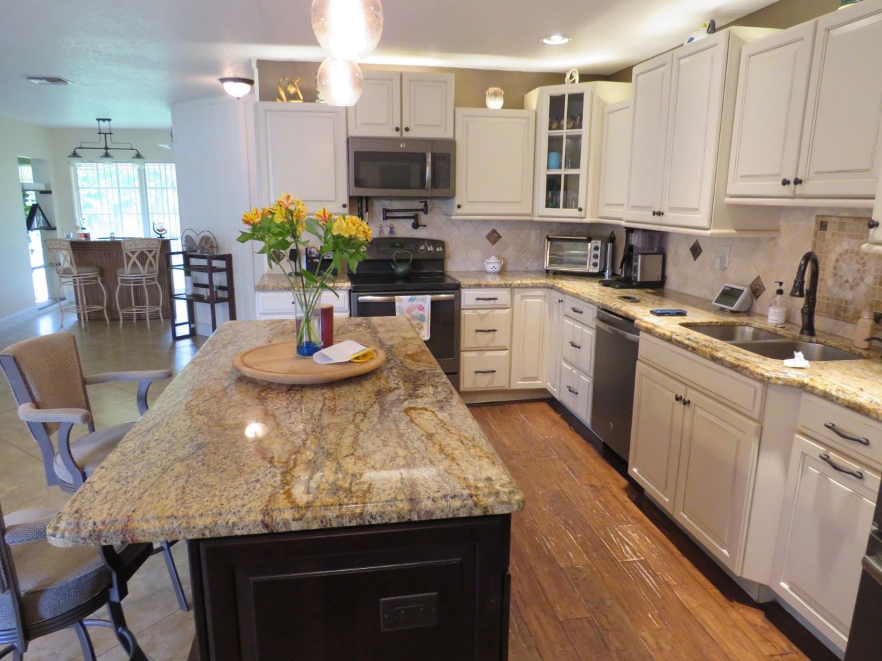 3207 NW 89th Terrace, Coral Springs, FL 33065 Photo