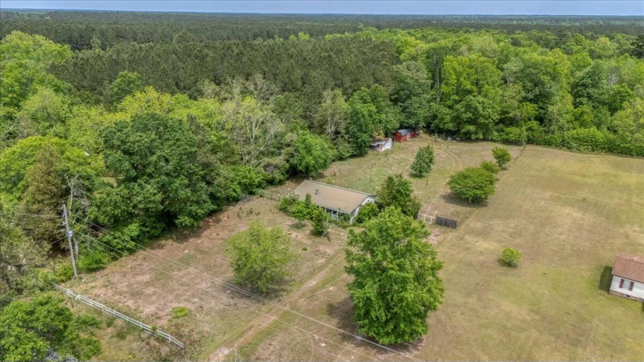 492 Red Oak Road Photo 8