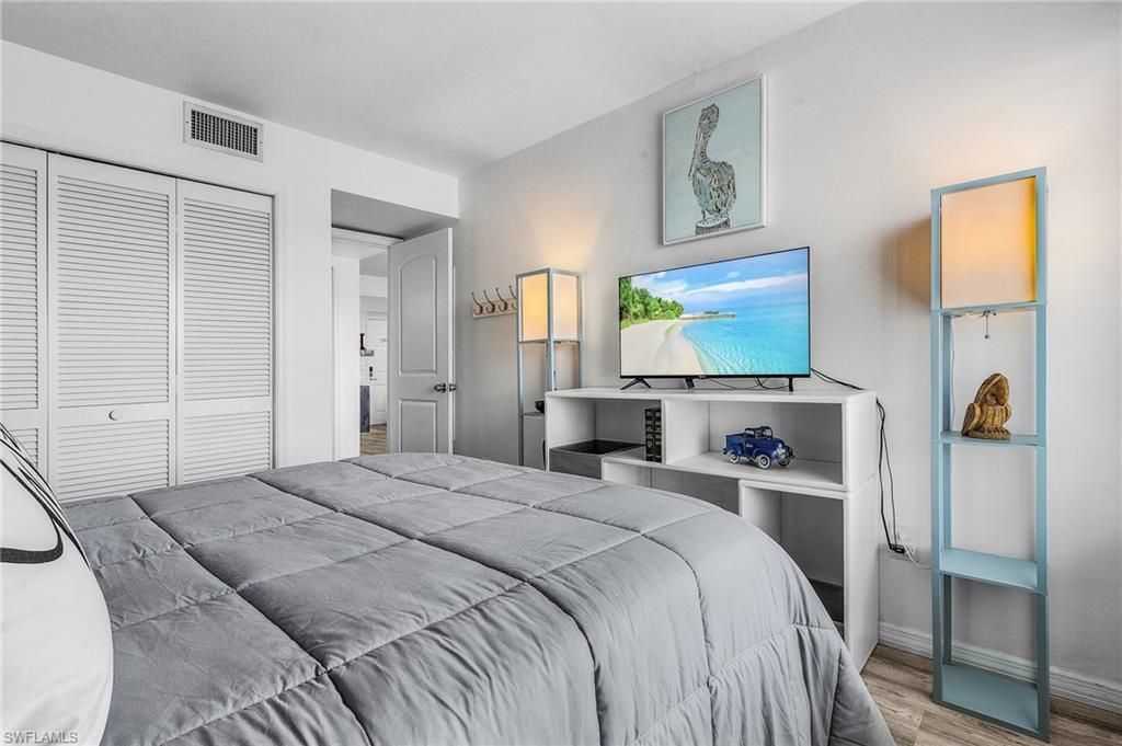 4647 SE 17th Pl, Unit 103, Cape Coral, FL 33904 Photo