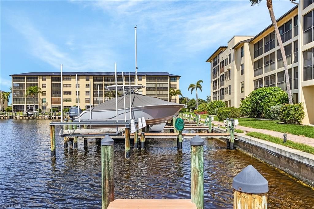 4647 SE 17th Pl, Unit 103, Cape Coral, FL 33904 Photo