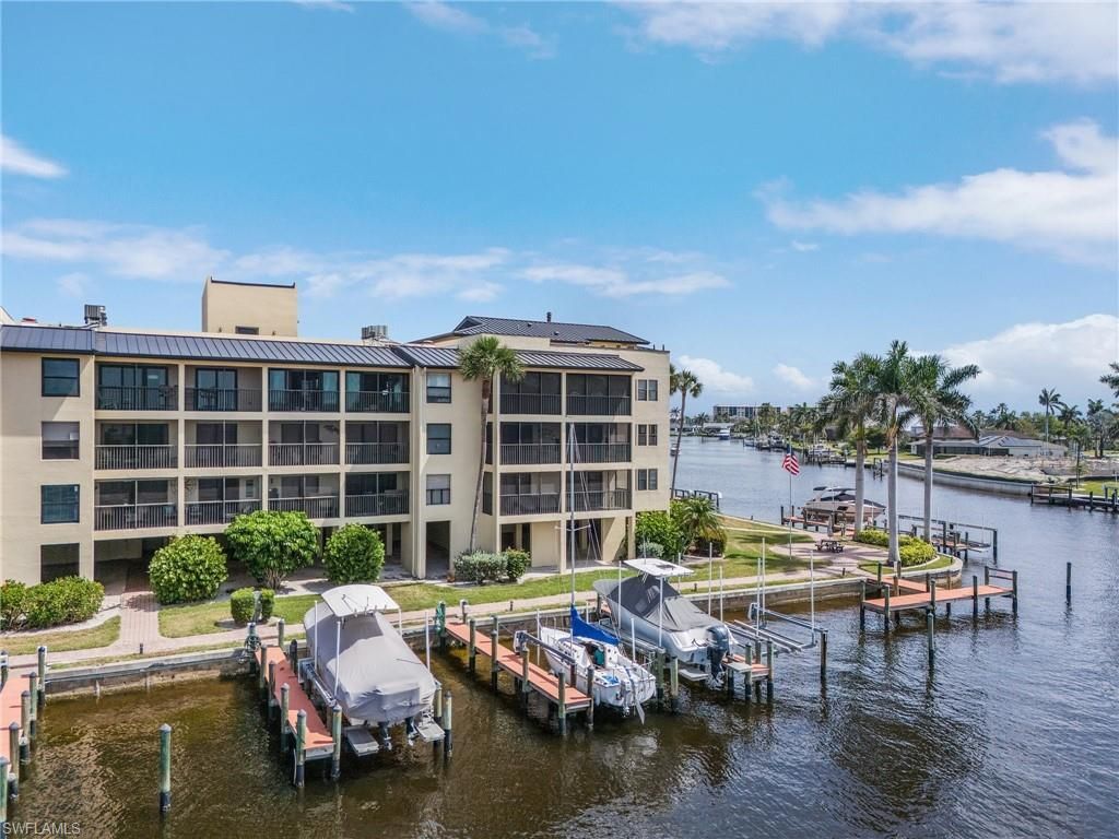 4647 SE 17th Pl, Unit 103, Cape Coral, FL 33904 Photo