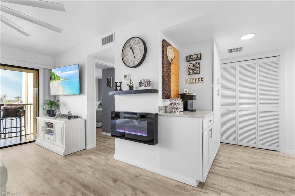 4647 SE 17th Pl, Unit 103, Cape Coral, FL 33904 Photo