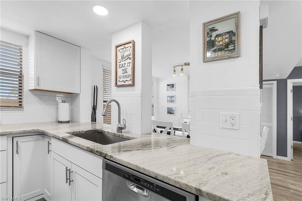 4647 SE 17th Pl, Unit 103, Cape Coral, FL 33904 Photo