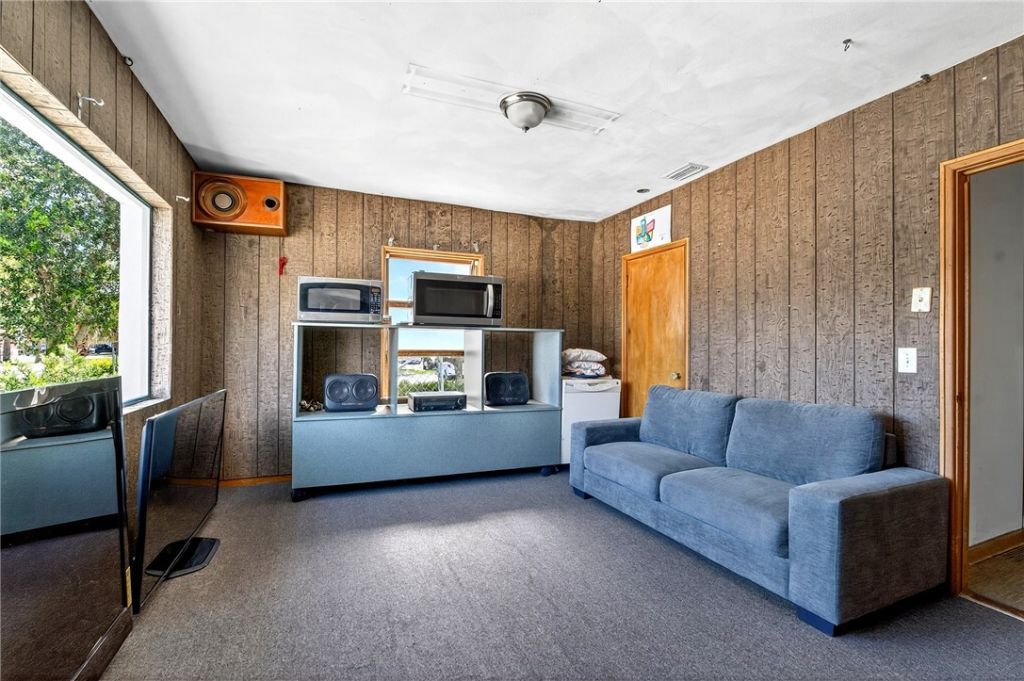 1531 Delaware Avenue, Fort Pierce, FL 34950 Photo