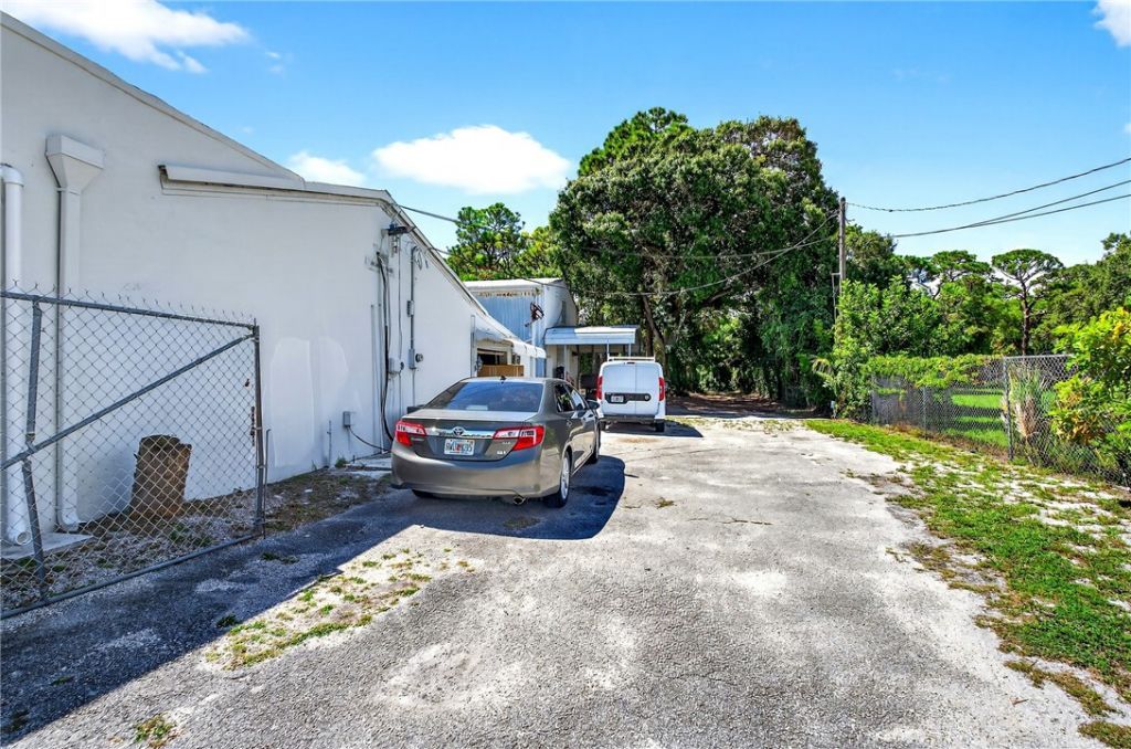 1531 Delaware Avenue, Fort Pierce, FL 34950 Photo