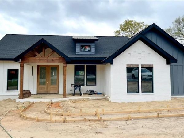 1435 Salco Road E, Axis, AL 36505