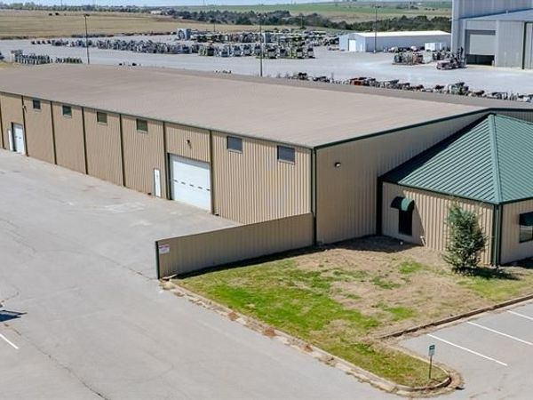 211 W Canyon Run, Hinton, OK 73047