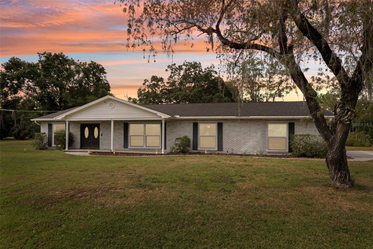 1226 Debuel Road, Lutz, FL 33549 Main Photo
