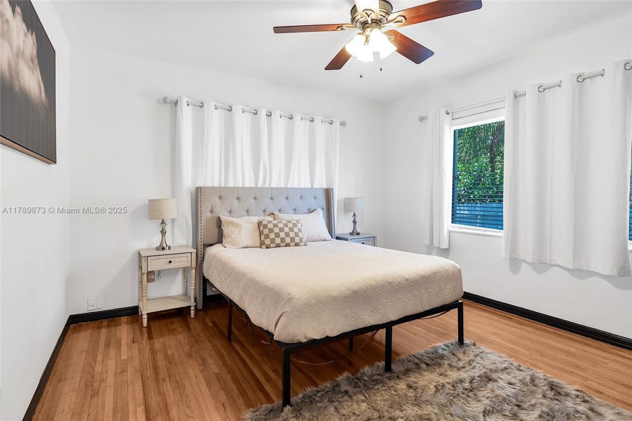 660 NE 121st St, Unit 660, Biscayne Park, FL 33161 Photo