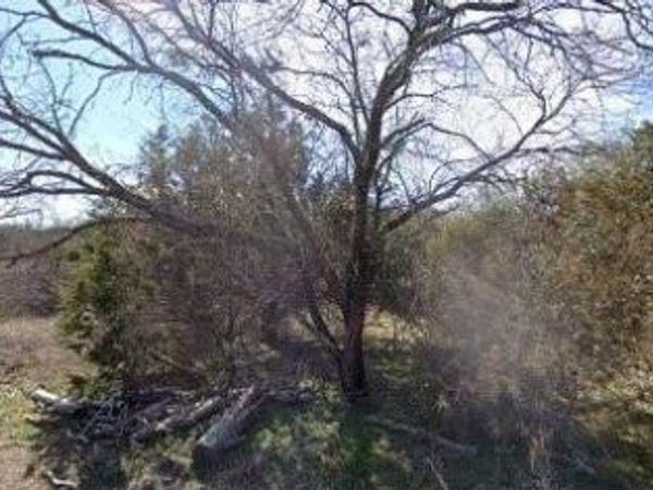 2406 Camper Court, Granbury, TX 76048