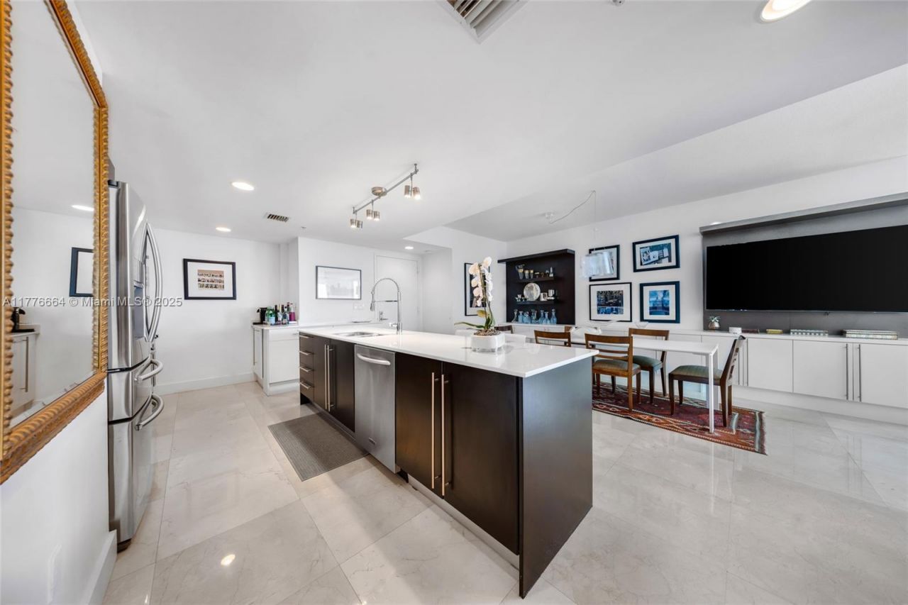 665 NE 25th St, Unit 1201, Miami, FL 33137 Photo