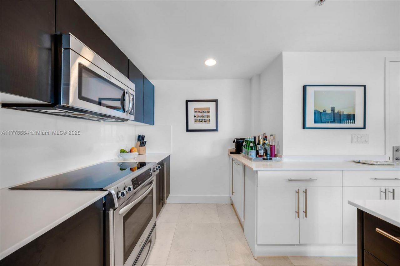 665 NE 25th St, Unit 1201, Miami, FL 33137 Photo