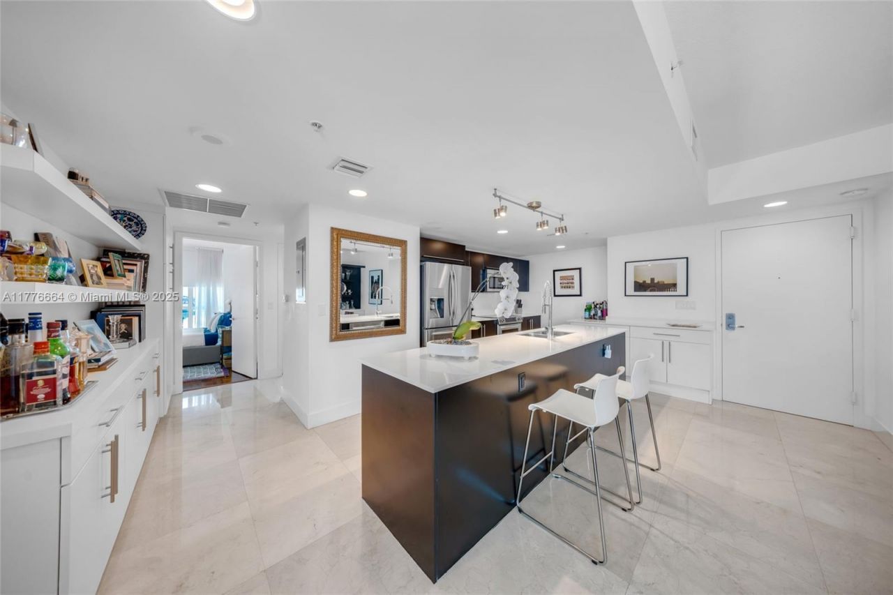 665 NE 25th St, Unit 1201, Miami, FL 33137 Photo