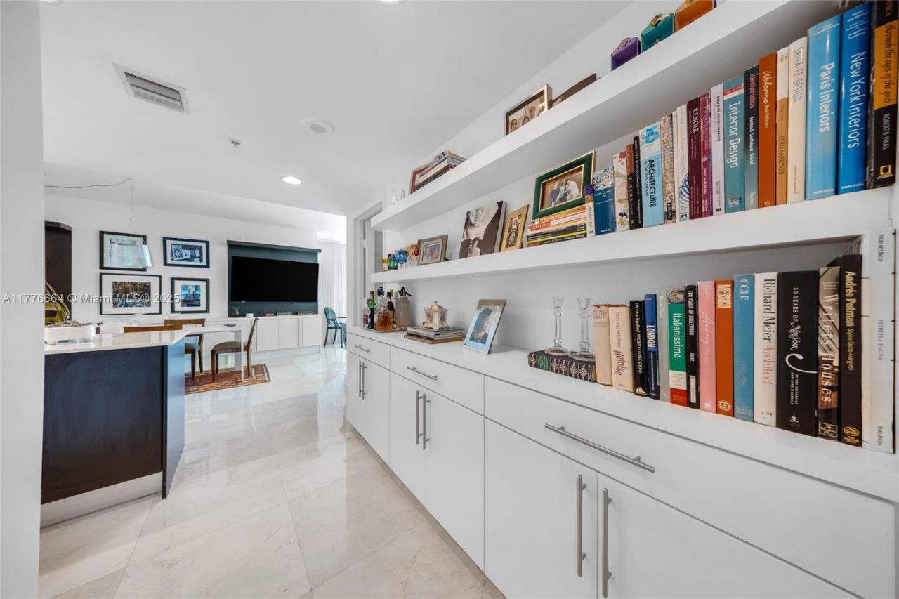 665 NE 25th St, Unit 1201, Miami, FL 33137 Photo