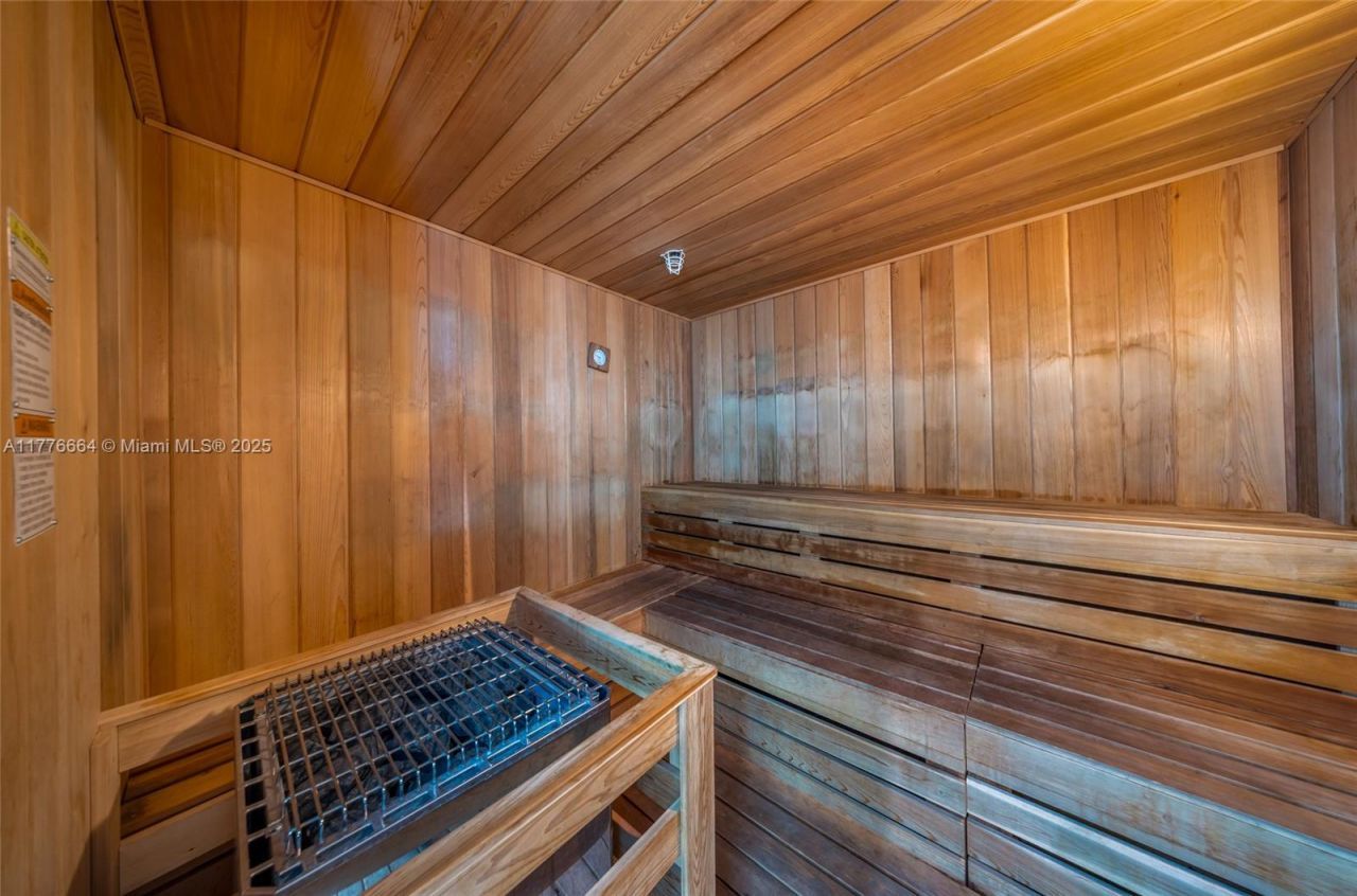 665 NE 25th St, Unit 1201, Miami, FL 33137 Photo