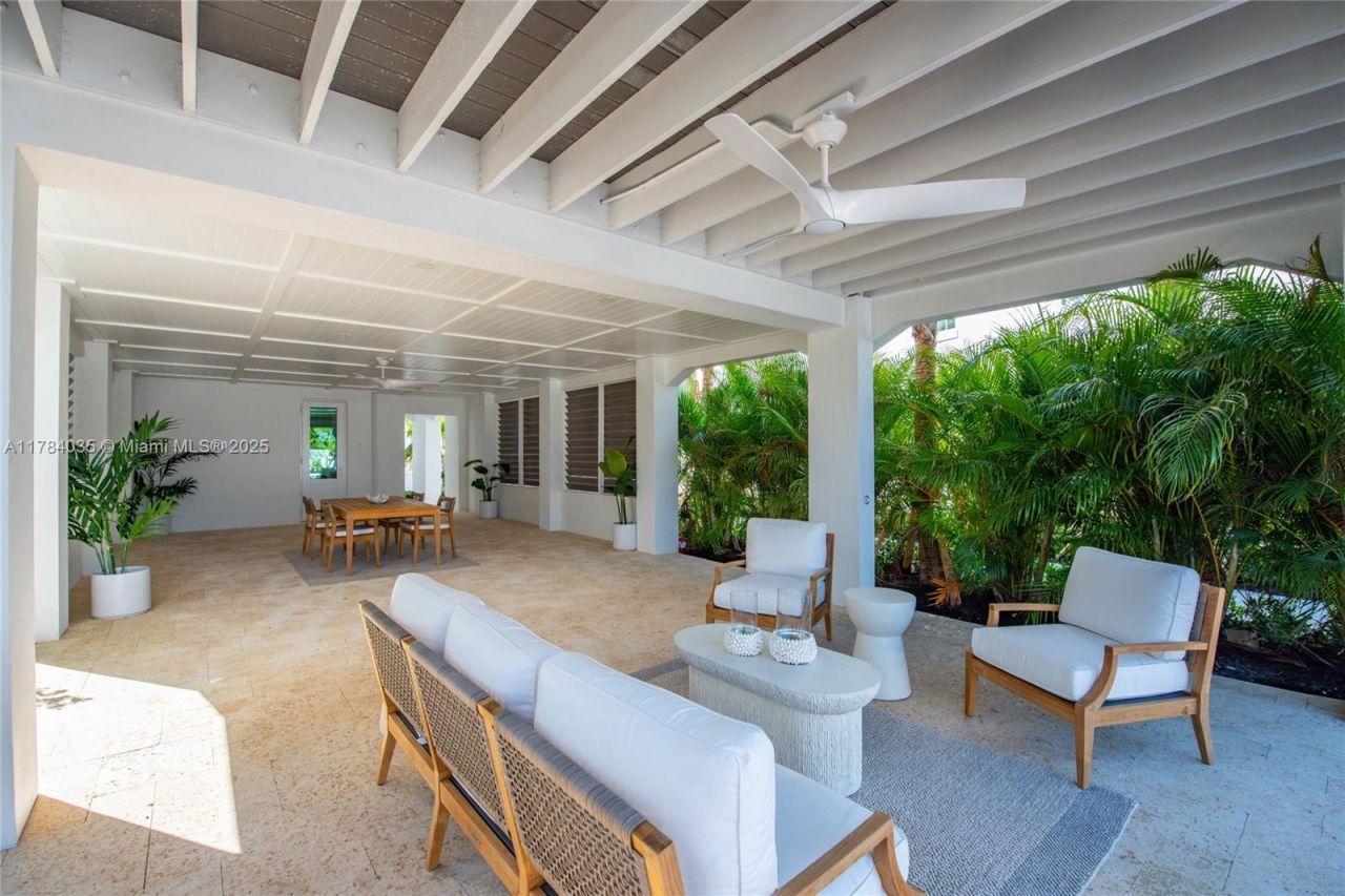 59720 Overseas Hwy #8, Marathon, FL 33050 Photo