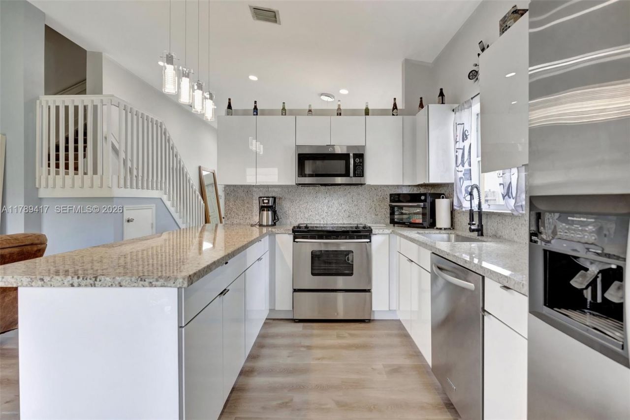 12113 SW 249th St, Homestead, FL 33032 Photo